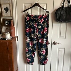 Land’s End blue floral tropical print lightweight pants resort wear